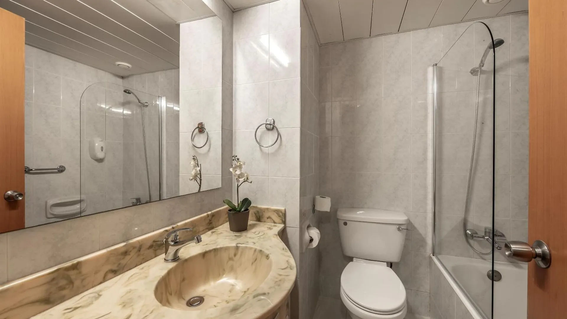 Antigoni Hotel Протарас